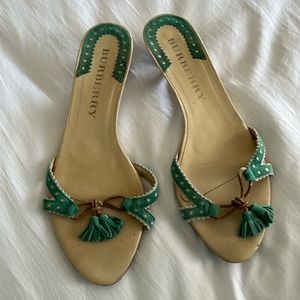 Burberry sandals size 7. Run small